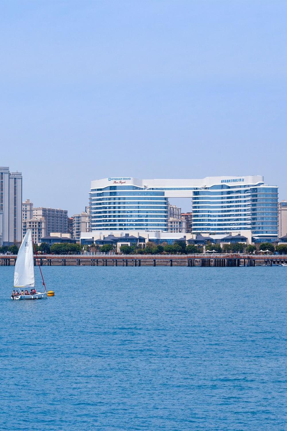 Hotel WYNDHAM GRAND Plaza Royale Yuzhou Xiamen Esterno foto